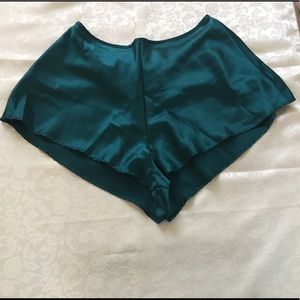 💚Emrald Green Sleep Shorts💚
